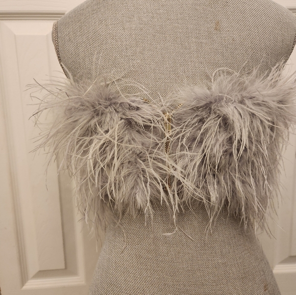 Club L LONDON Gray Ostrich  Feathered Tube Top - Picture 3 of 8